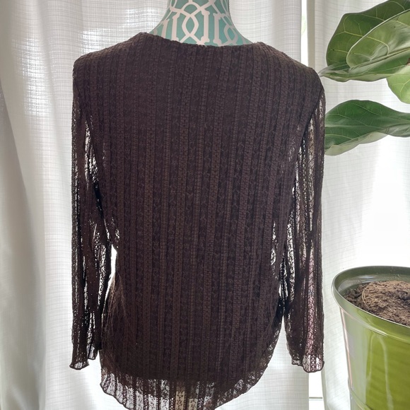 Bandolino Black Lace V Neck Top - Picture 12 of 13